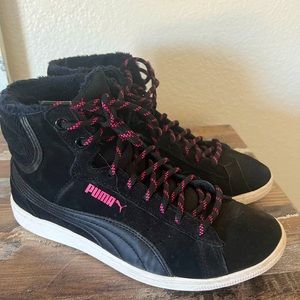 Puma high tops with fur inside